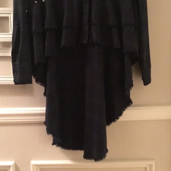 Do+Be Hi Lo Tails Ruffled Tiers Plaid Top Jacket Green Blue Studded Size Small - Picture 6 of 8